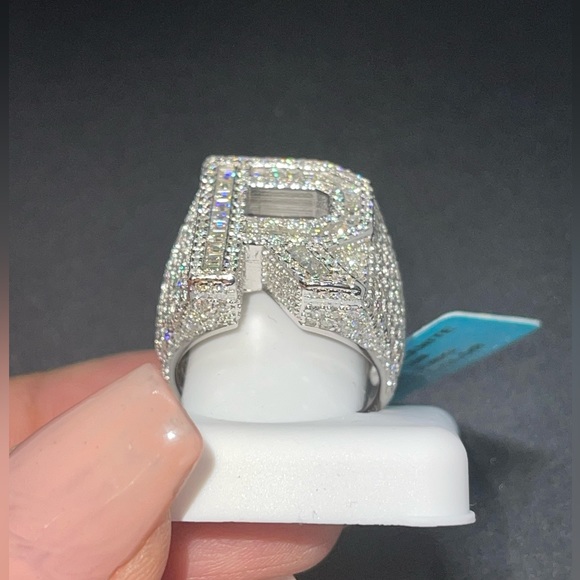 14k white gold vermeil VVS GRA certified moissanite diamond ring R initial Ring - Picture 7 of 11